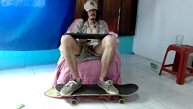 sk8-sirn Live XXX chat