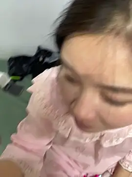 xiaoyu-10's Live XXX Chat