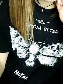 Aashikalaa élő XXX-chatje