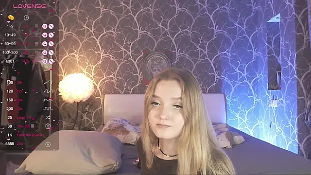 MiaMiaMeow's Live XXX Chat