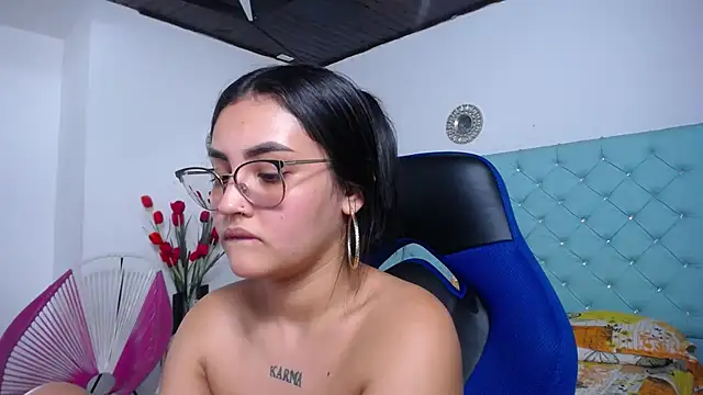 kathe-mills235 élő XXX-chatje