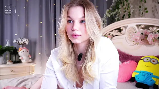 EdlinAlliston Adlı Modelin Canlı XXX Sohbeti