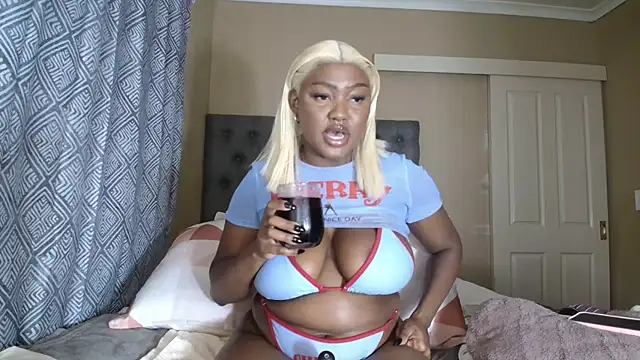 nanababe1's Live XXX Chat