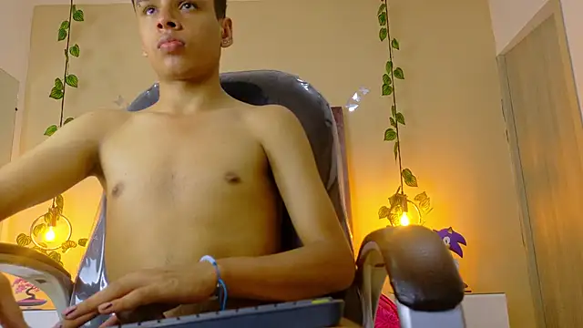 Xavier_Fox___のライブXXXチャット