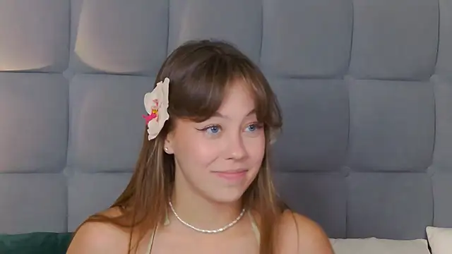 TheEmmaのライブXXXチャット