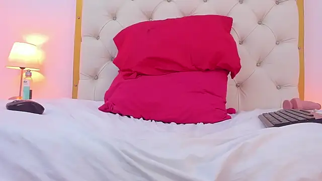 XXX chat uživo modela Lia_Latte