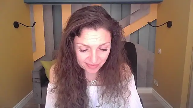 XXX chat uživo modela EllaLong