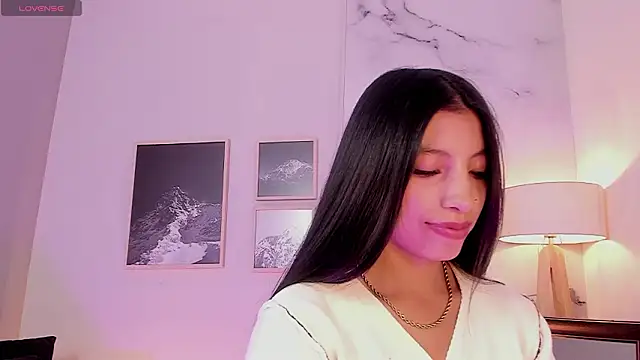 Tiffany_Low's Live XXX Chat