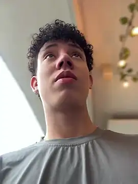 دردشة yoursexyjose الجنسية المباشرة