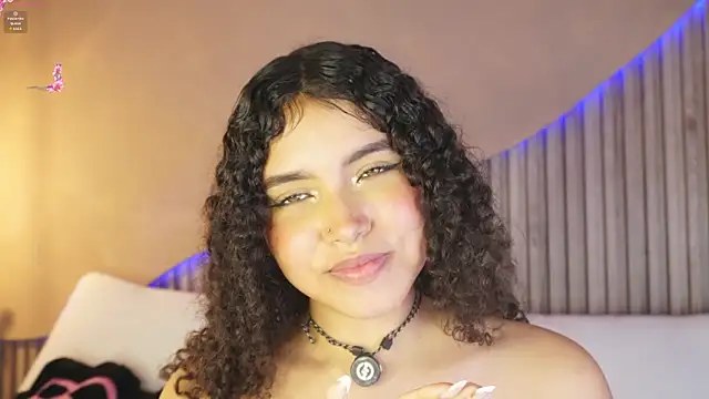 EloiseSweetxx Adlı Modelin Canlı XXX Sohbeti