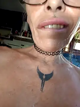 XXX chat uživo modela FrozenWaffle