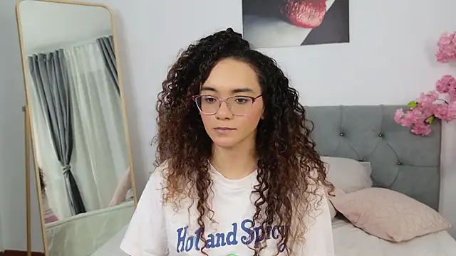 Taylor_Tina 라이브 XXX 채팅