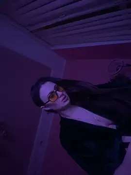 Flossy_Vettie élő XXX-chatje