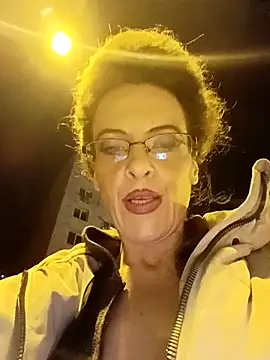 RebeccaNoble Adlı Modelin Canlı XXX Sohbeti