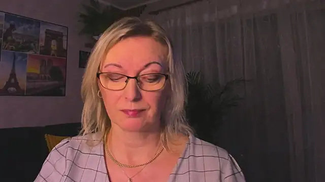 vanessa_chatのウェブカメラショー