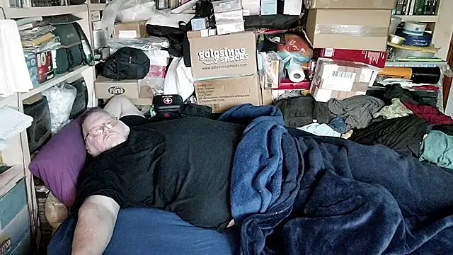 hadeszeuss2 Live XXX Chat