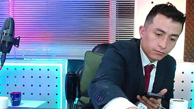 Chat +18 de Godofcumxxx ao vivo