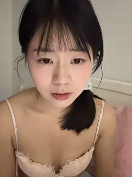 Nana-3 Webcam show