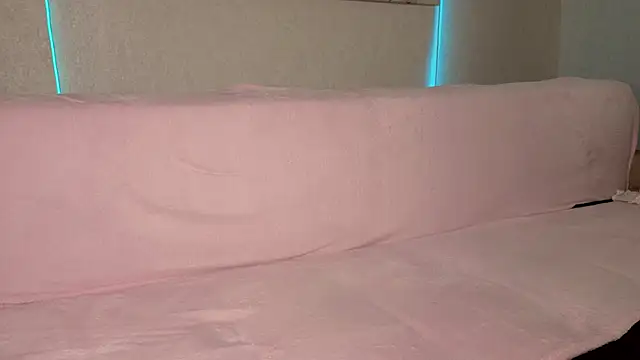 Chatroom XXX en direct de angel_lin