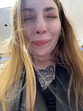 Sunny___Bunny Live XXX-chat