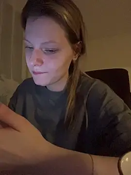 MaryHiggins' Live XXX Chat