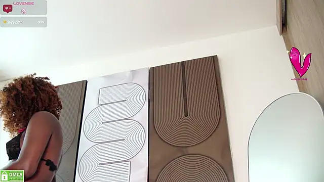 aidaadams 现场XXX聊天