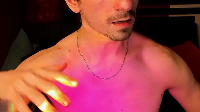 Daniel_Morrise 即時 XXX 聊天