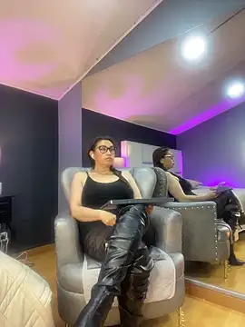 Samantha_Milf__ – Naživo XXX chat