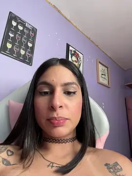 charlotte_stevenss_: онлайн-секс-чат