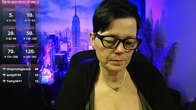 ninarandmann Adlı Modelin Canlı XXX Sohbeti