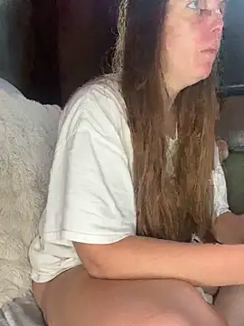 chellerayy Show in webcam