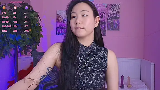 Inari_Okami_ élő XXX-chatje