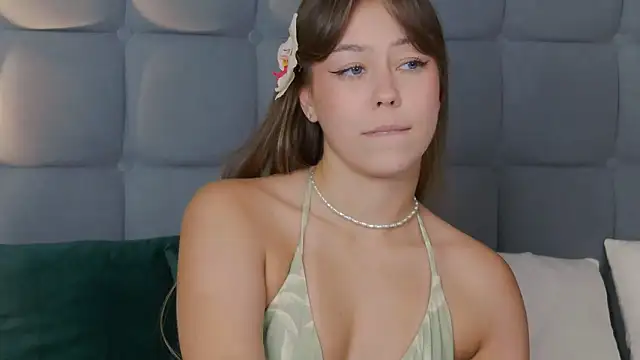 TheEmma live XXX chat