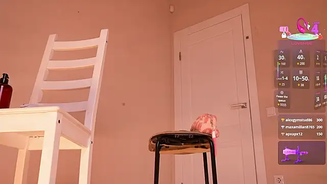 Miablueye – webcam-show