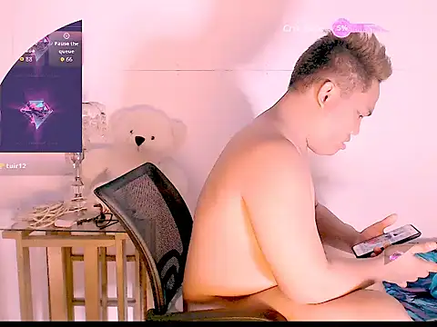 Hardking_69: διαδικτυακό σόου στην κάμερα