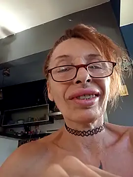 Chat +18 de FrozenWaffle ao vivo