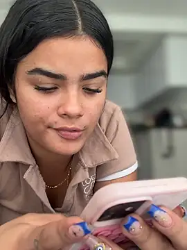 Kaily_Sweet16 라이브 XXX 채팅