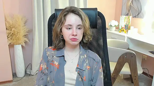 Chatroom XXX en direct de CrystaLeah