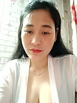 NgocLinh_69 élő XXX-chatje