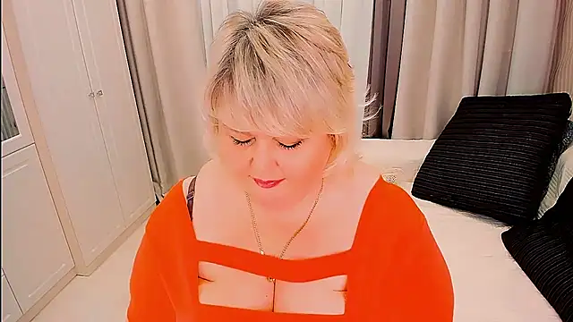 BIGTITSBBW Pertunjukan Webcam