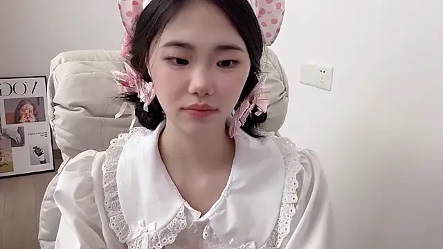 suki-1 在線直播表演