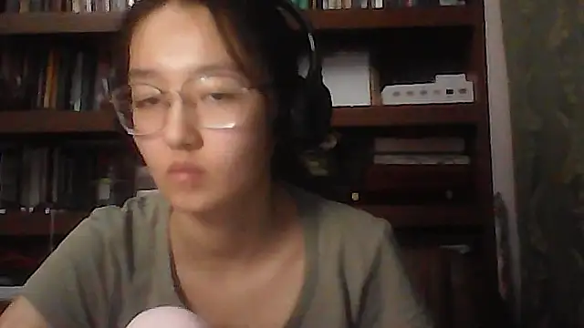 LinaClous Live XXX Chat