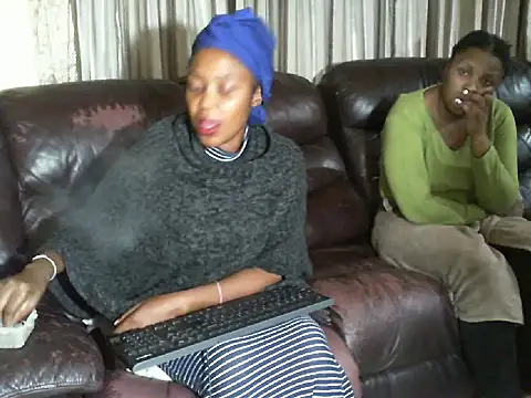 Sky-Diamond Show in webcam