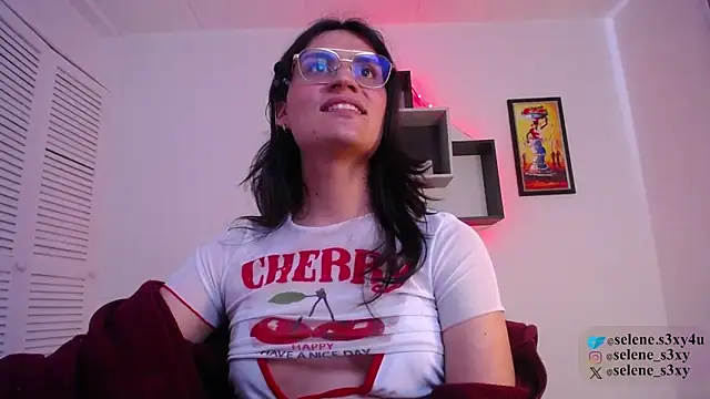 selene_cutie 即時 XXX 聊天