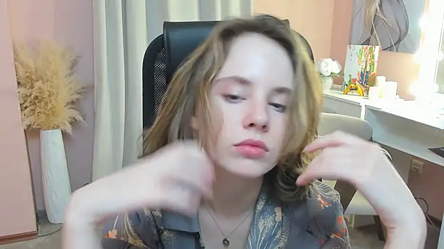 CrystaLeah élő XXX-chatje