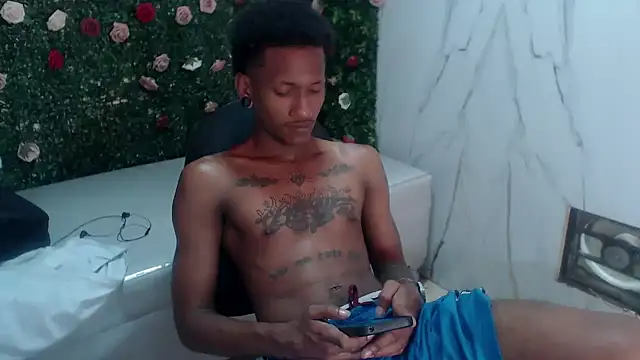 ManSant: вебкам-шоу