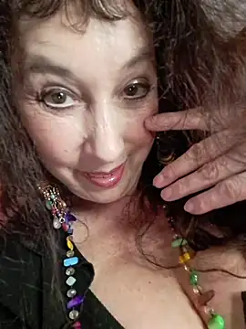 Chat XXX en directo de GypsyEsmeralda