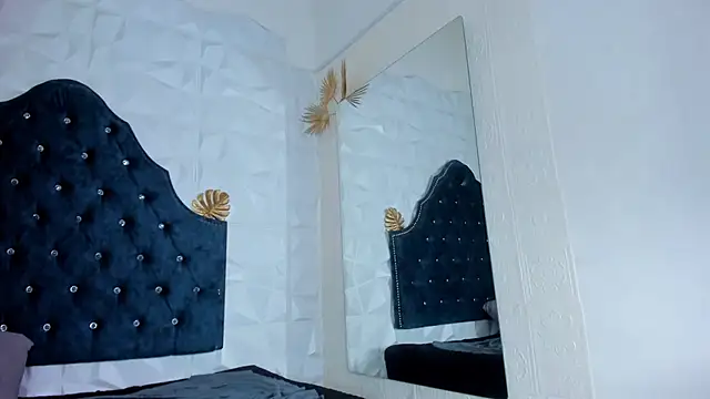 _mia_milf_n Live XXX chat