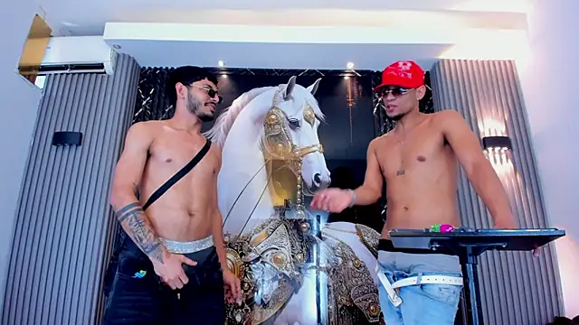 Mighty_Boys_888's Webcam Show