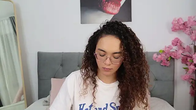 Taylor_TinaのライブXXXチャット